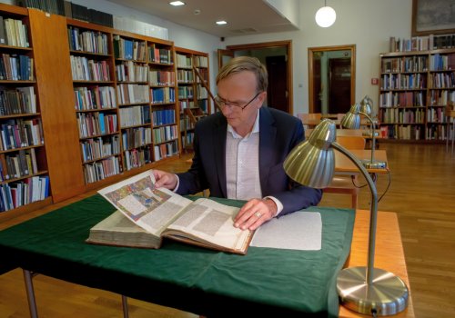 Scientists Investigate a Manuscript Collection